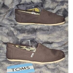 NWB TOMS Classic Canvas Slip On men's Shoes in Ash Size 10.5